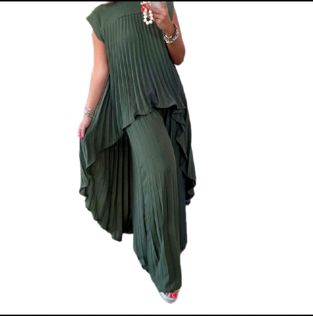 Cazza Pleated Set